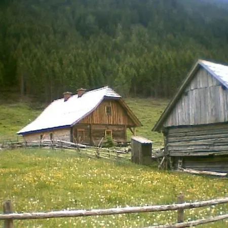 Almhutte Gollialm *